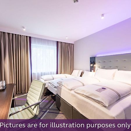 Premier Inn Stuttgart Airport Ляйнфельден-Ехтердінген Екстер'єр фото