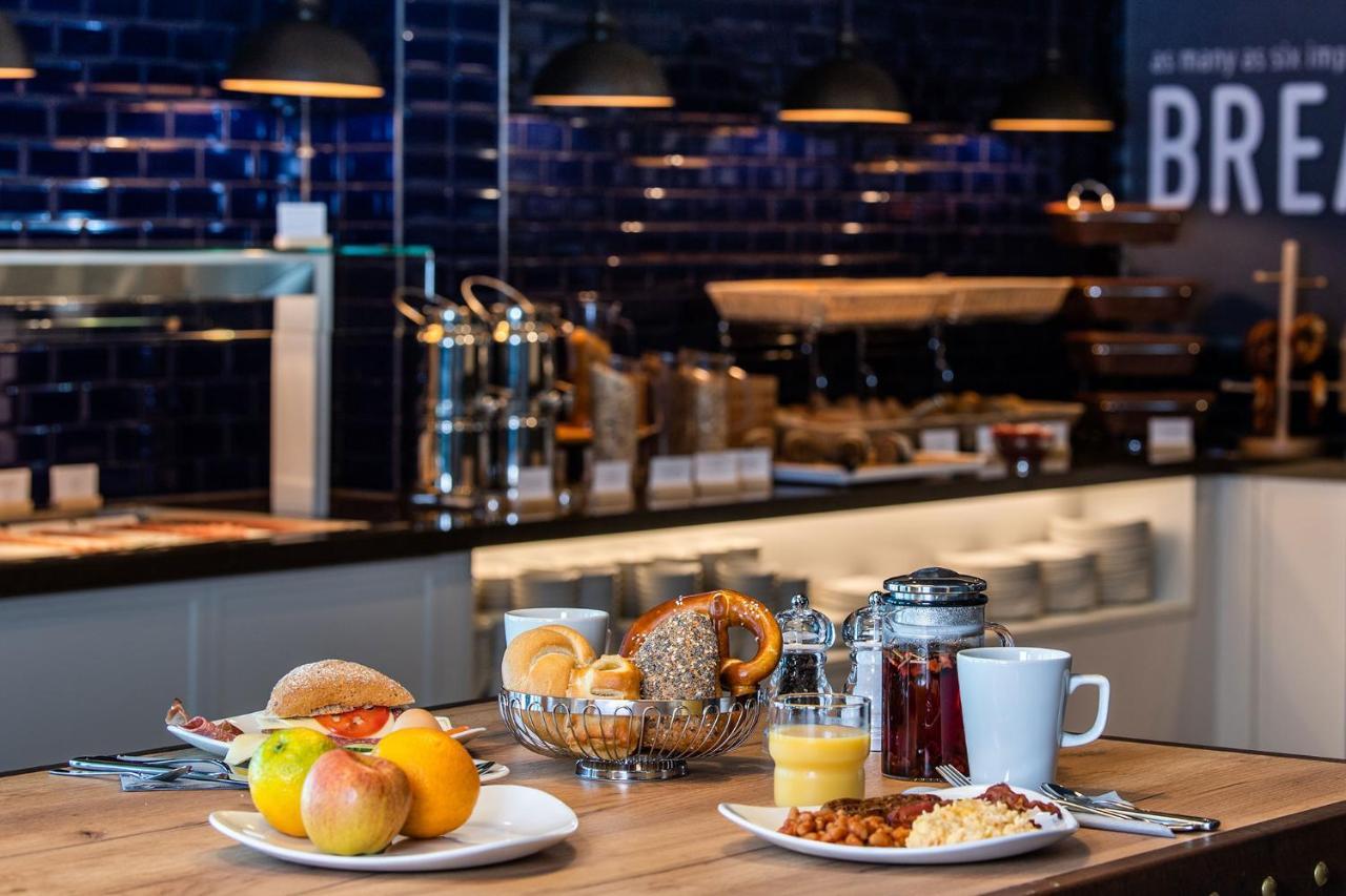 Premier Inn Stuttgart Airport Ляйнфельден-Ехтердінген Екстер'єр фото