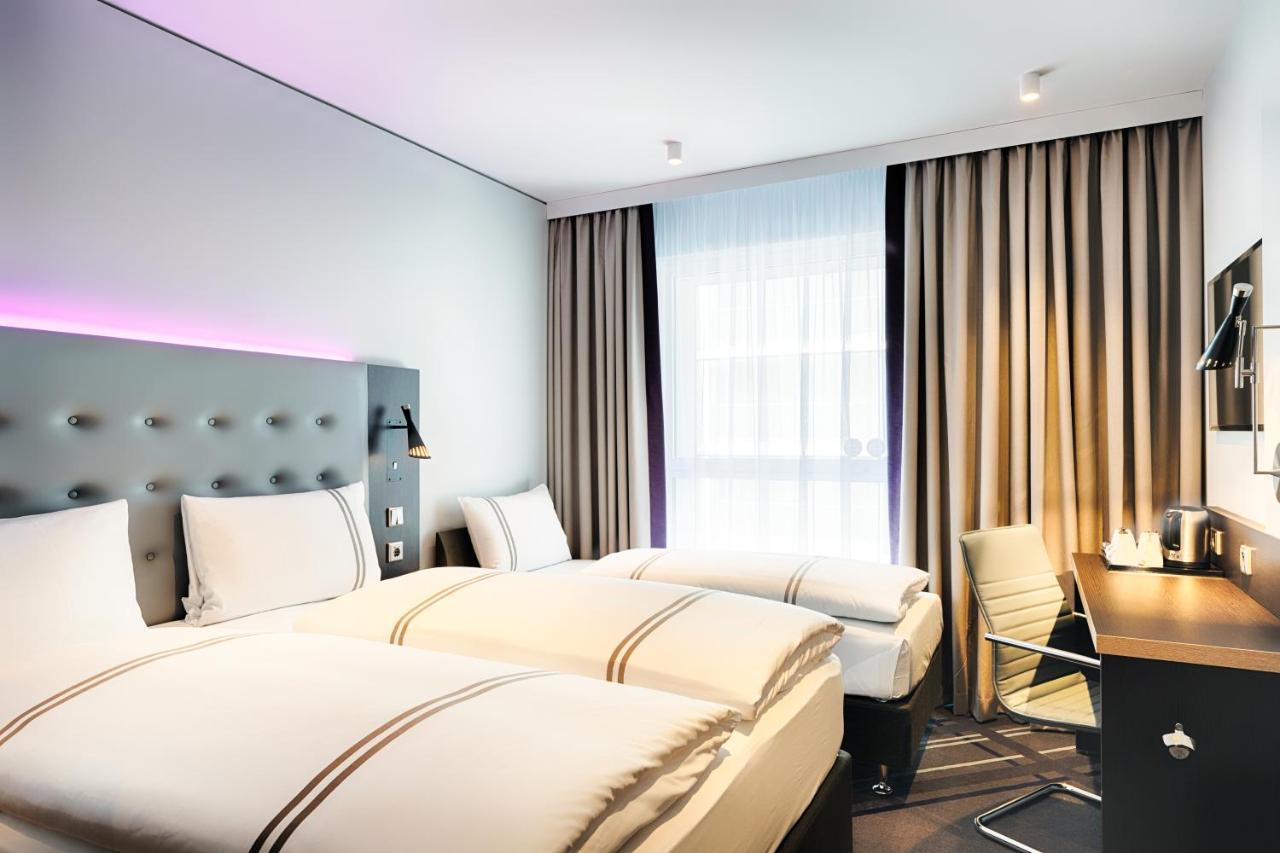 Premier Inn Stuttgart Airport Ляйнфельден-Ехтердінген Екстер'єр фото